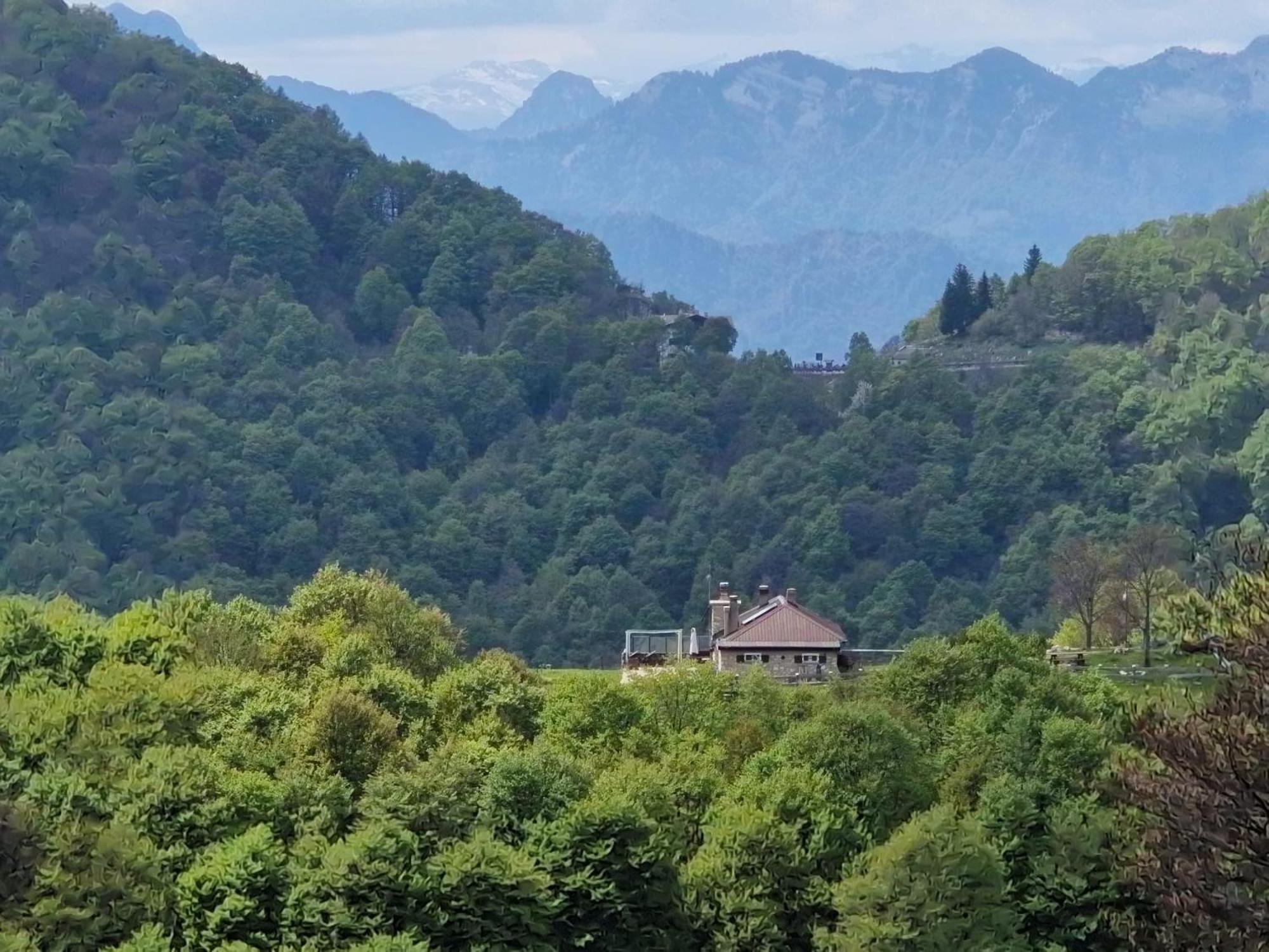 Rifugio Baita Fos-Ce Brentonico Bagian luar foto